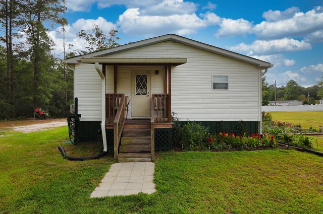 181 Blinkhorn Rd., Conway, SC 29526