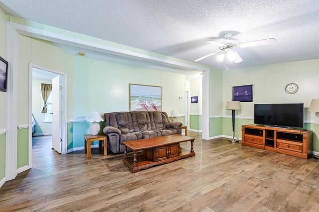 181 Blinkhorn Rd., Conway, SC 29526