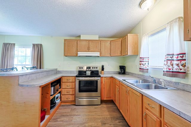 181 Blinkhorn Rd., Conway, SC 29526