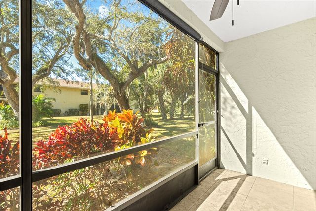 400 18th Street D2, Vero Beach, FL 32960