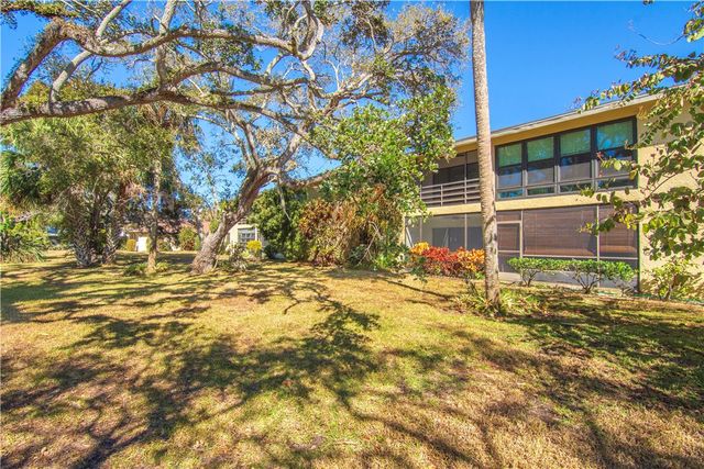 400 18th Street D2, Vero Beach, FL 32960