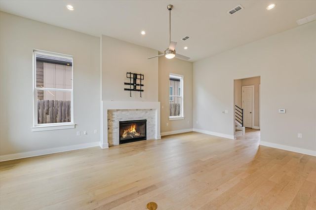 6133 Florencia LN, Austin, TX 78724