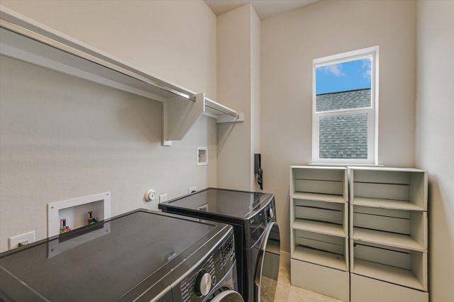 6133 Florencia LN, Austin, TX 78724