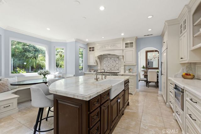 25785 Middle Ridge Ln, Laguna Hills, CA 92653