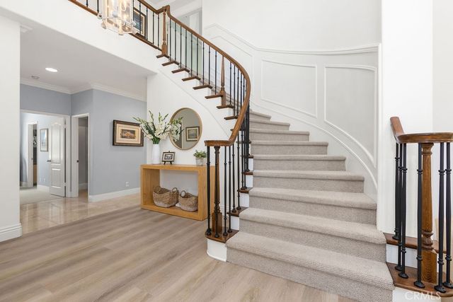 25785 Middle Ridge Ln, Laguna Hills, CA 92653