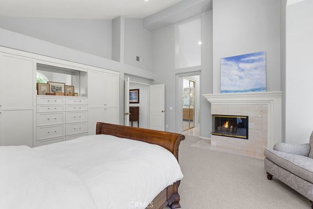 25785 Middle Ridge Ln, Laguna Hills, CA 92653