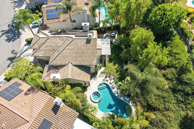 25785 Middle Ridge Ln, Laguna Hills, CA 92653