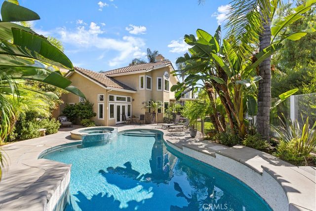 25785 Middle Ridge Ln, Laguna Hills, CA 92653