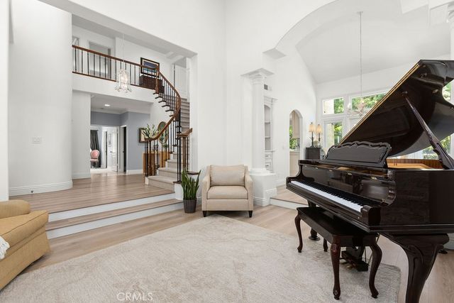 25785 Middle Ridge Ln, Laguna Hills, CA 92653