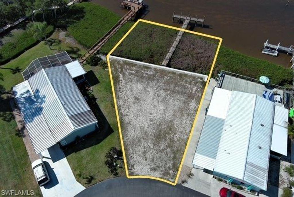 4717 Tahiti DR, BONITA SPRINGS, FL 34134 — exterior