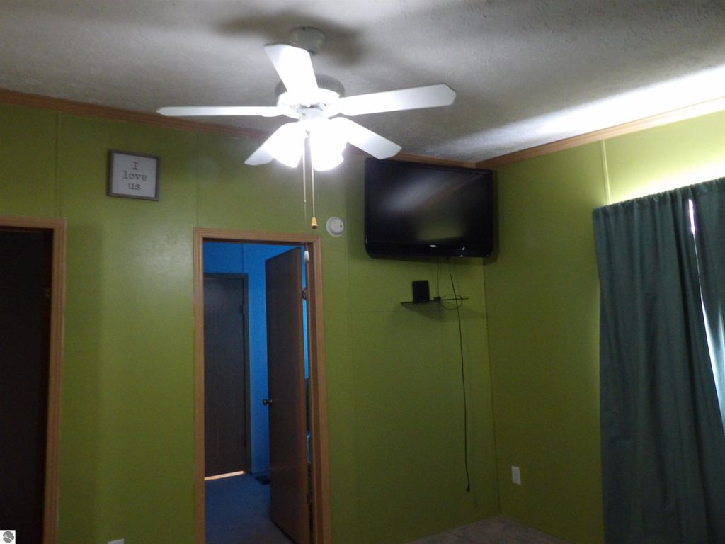 Image 10 of property listing at 388 Fairway Drive, Cadillac, MI 49601