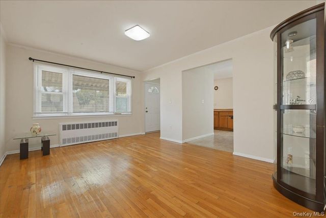 51 Hickory Road, Port Washington, NY 11050