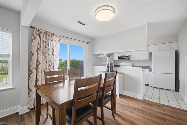 5730 Earnhardt ST, Virginia Beach, VA 23464