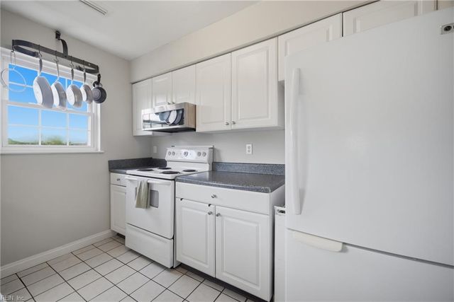 5730 Earnhardt ST, Virginia Beach, VA 23464