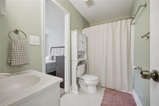 5730 Earnhardt ST, Virginia Beach, VA 23464