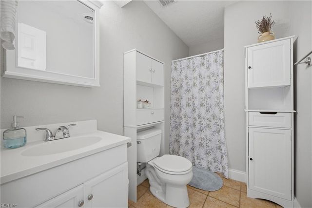 5730 Earnhardt ST, Virginia Beach, VA 23464