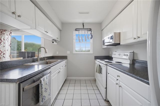 5730 Earnhardt ST, Virginia Beach, VA 23464