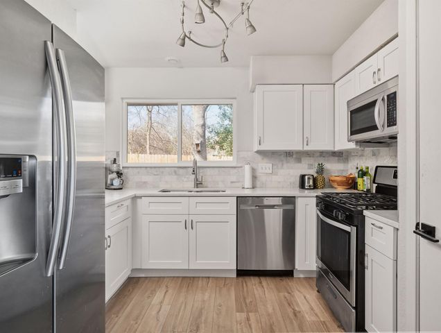 2008 Lear LN, Austin, TX 78745