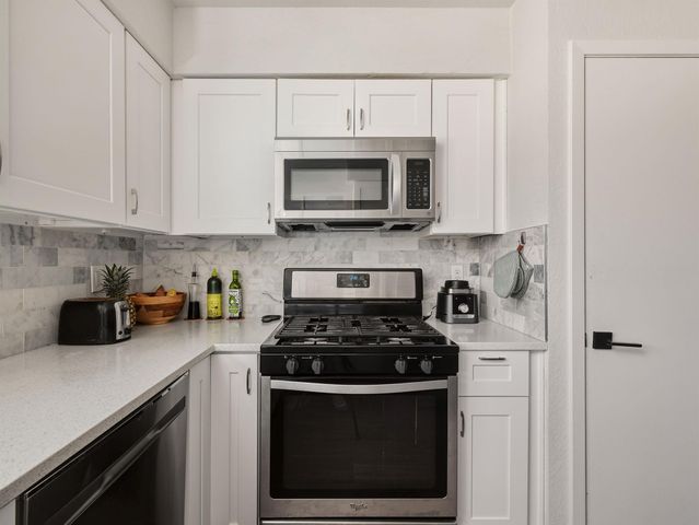 2008 Lear LN, Austin, TX 78745