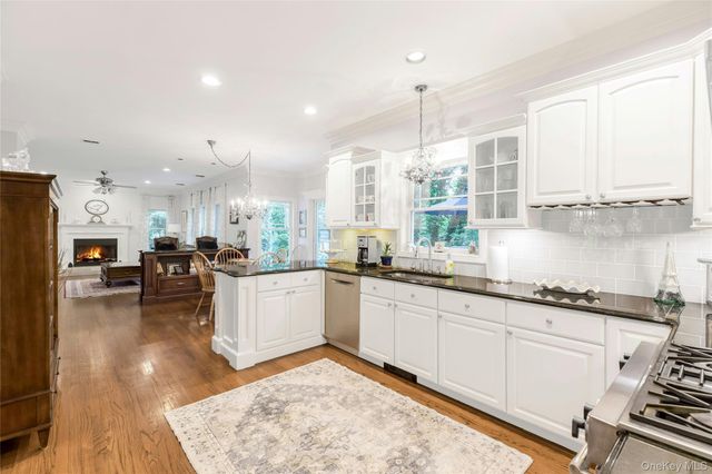 14 Cobbler Lane, East Setauket, NY 11733