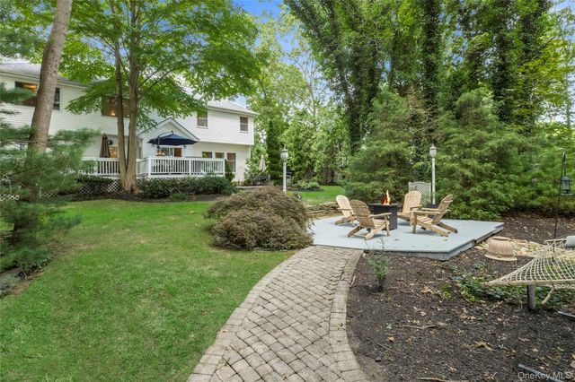 14 Cobbler Lane, East Setauket, NY 11733