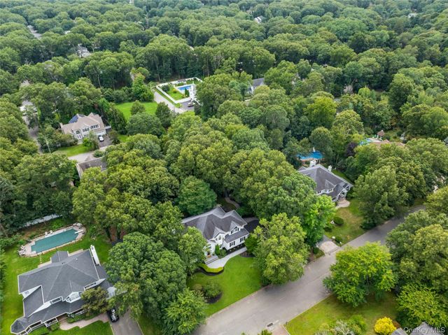 14 Cobbler Lane, East Setauket, NY 11733