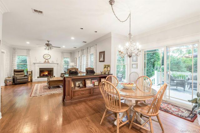 14 Cobbler Lane, East Setauket, NY 11733