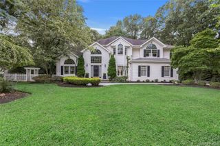 14 Cobbler Lane, East Setauket, NY 11733