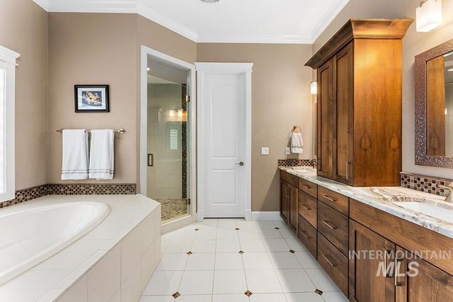 698 W Back Forty Dr., Eagle, ID 83616