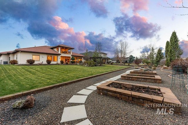 698 W Back Forty Dr., Eagle, ID 83616