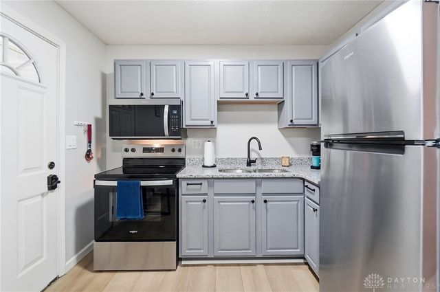 2204 Gipsy Drive, Dayton, OH 45414