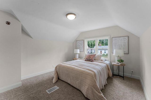 5003 Fairview Avenue N, Crystal, MN 55429