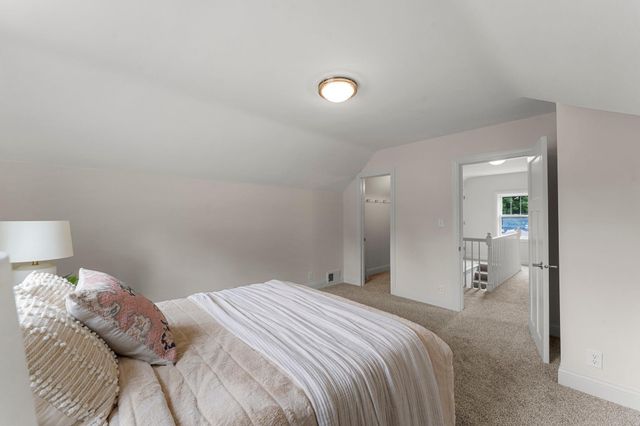 5003 Fairview Avenue N, Crystal, MN 55429