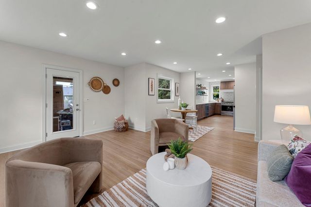 5003 Fairview Avenue N, Crystal, MN 55429