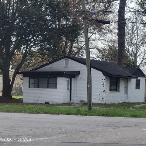 200 S Smith Street, Saint Helena, NC 28425