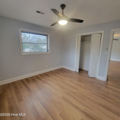 200 S Smith Street, Saint Helena, NC 28425