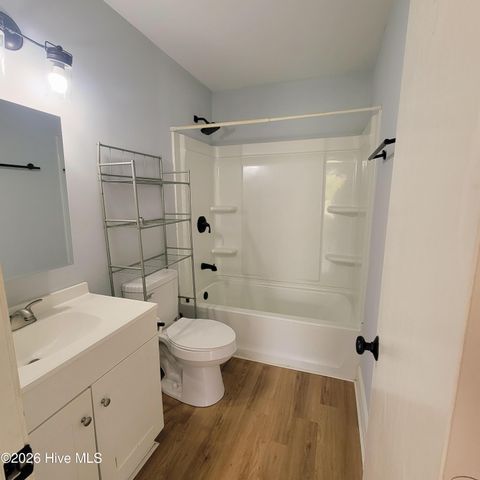 200 S Smith Street, Saint Helena, NC 28425