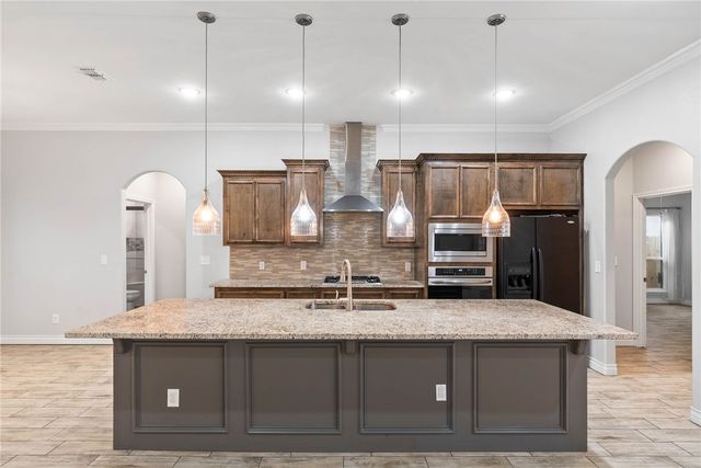 7813 Iron Man Dr, Corpus Christi, TX 78414