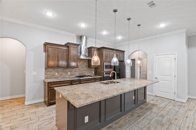 7813 Iron Man Dr, Corpus Christi, TX 78414