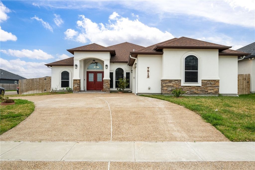 7813 Iron Man Dr, Corpus Christi, TX 78414
