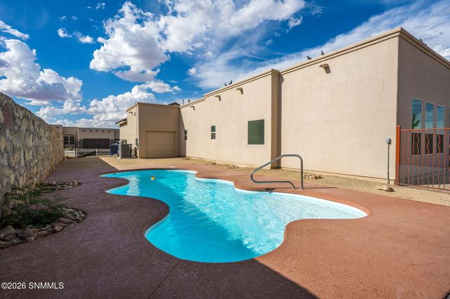 3812 Santa Julia Road, Las Cruces, NM 88012
