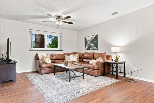 9701 Mill Creek Drive, Eden Prairie, MN 55347