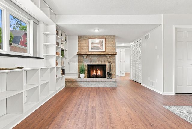 9701 Mill Creek Drive, Eden Prairie, MN 55347