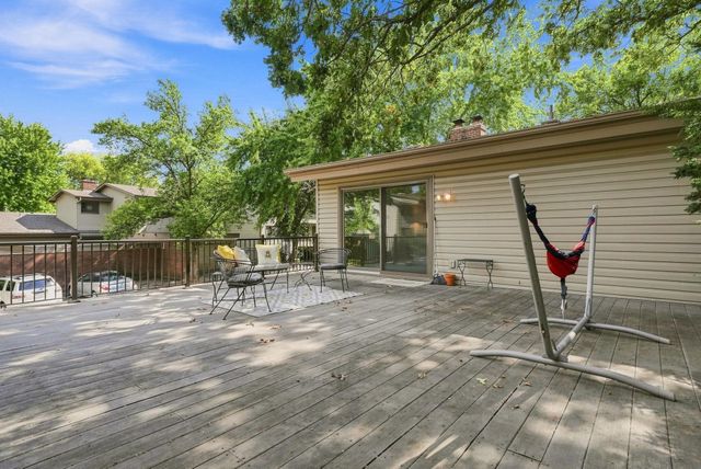 9701 Mill Creek Drive, Eden Prairie, MN 55347