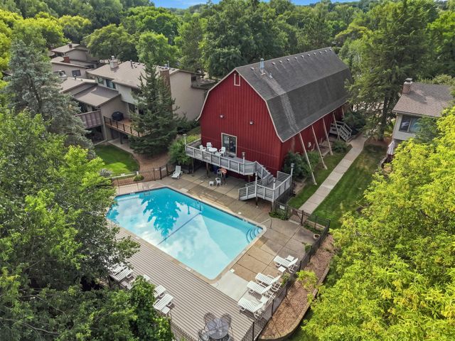 9701 Mill Creek Drive, Eden Prairie, MN 55347