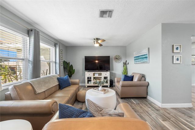 11781 68TH AVENUE, Seminole, FL 33772