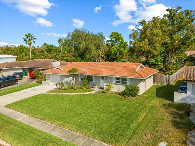 11781 68TH AVENUE, Seminole, FL 33772