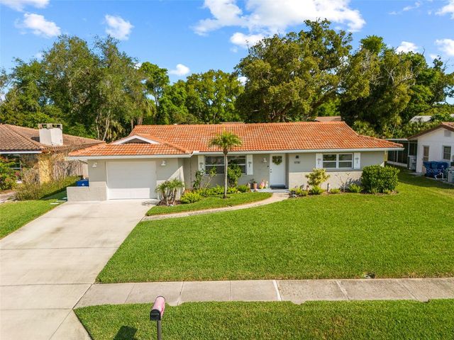 11781 68TH AVENUE, Seminole, FL 33772