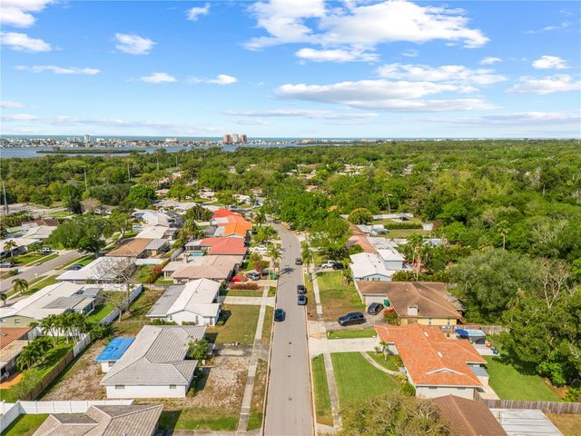 11781 68TH AVENUE, Seminole, FL 33772