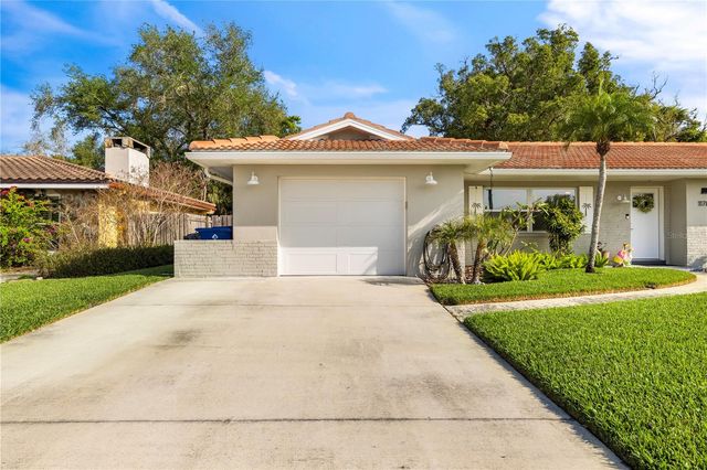 11781 68TH AVENUE, Seminole, FL 33772